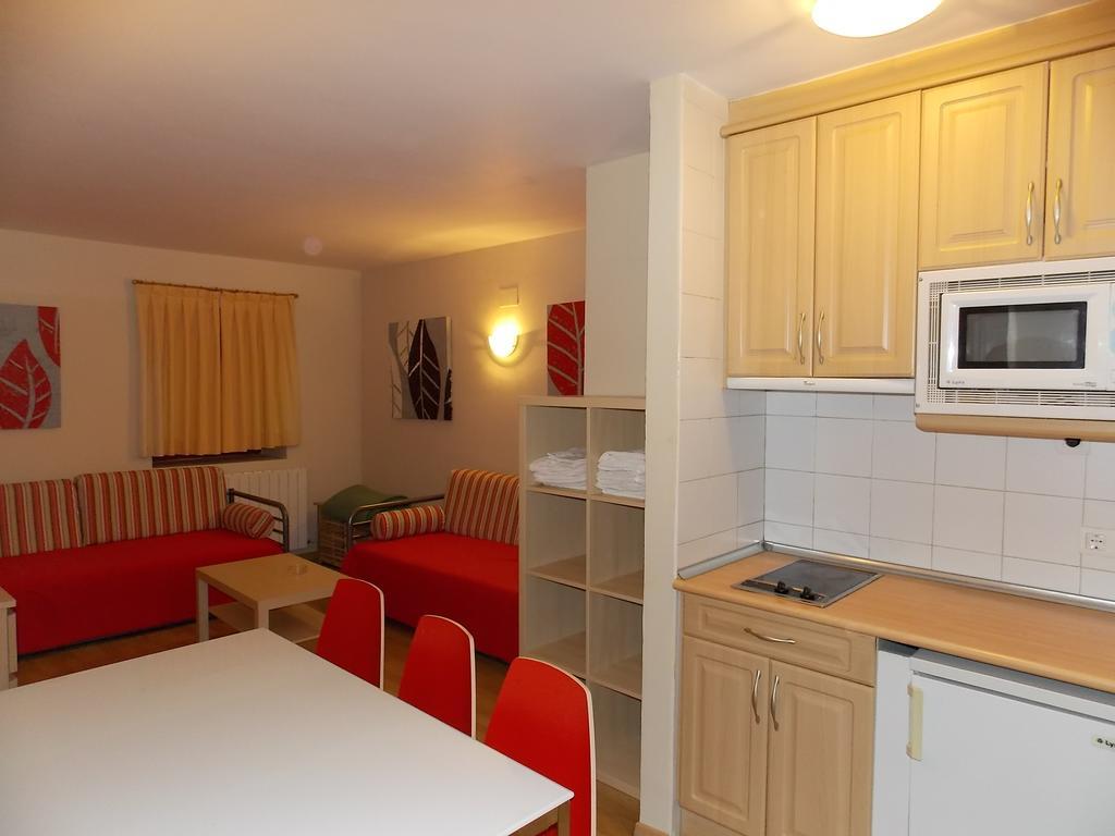 Apartamentos Fidalgo Sandiniés Camera foto
